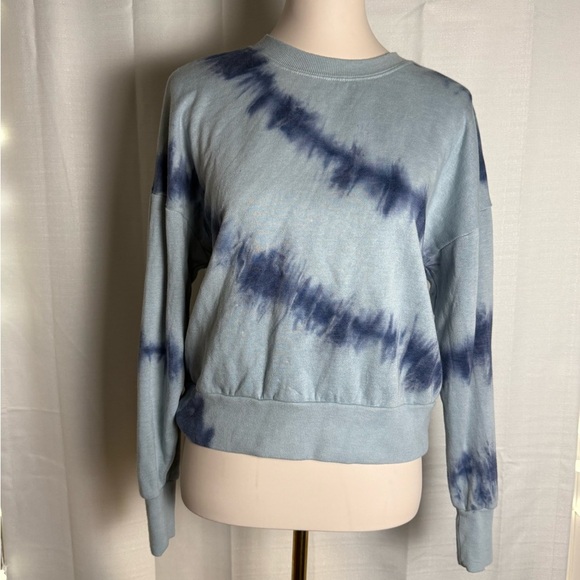 Hippie Rose Blue Crew Neck Sweater with Artistic Tie-Dye - Picture 3 of 7